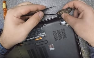 Laptop hinges repair montreal